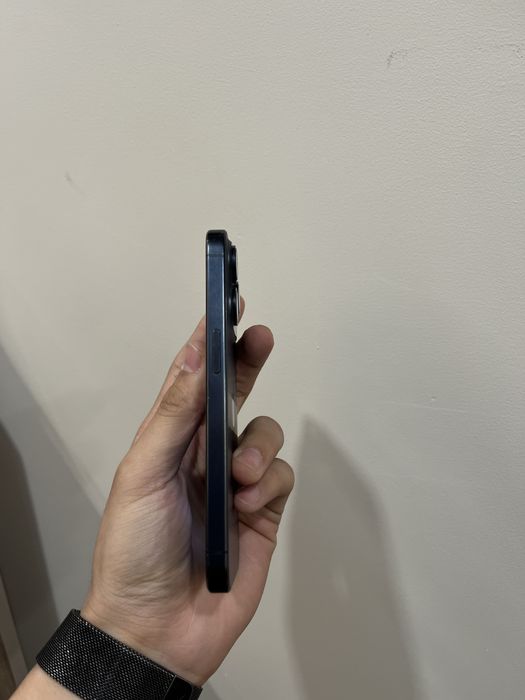iPhone 15 Pro 256/84Акб