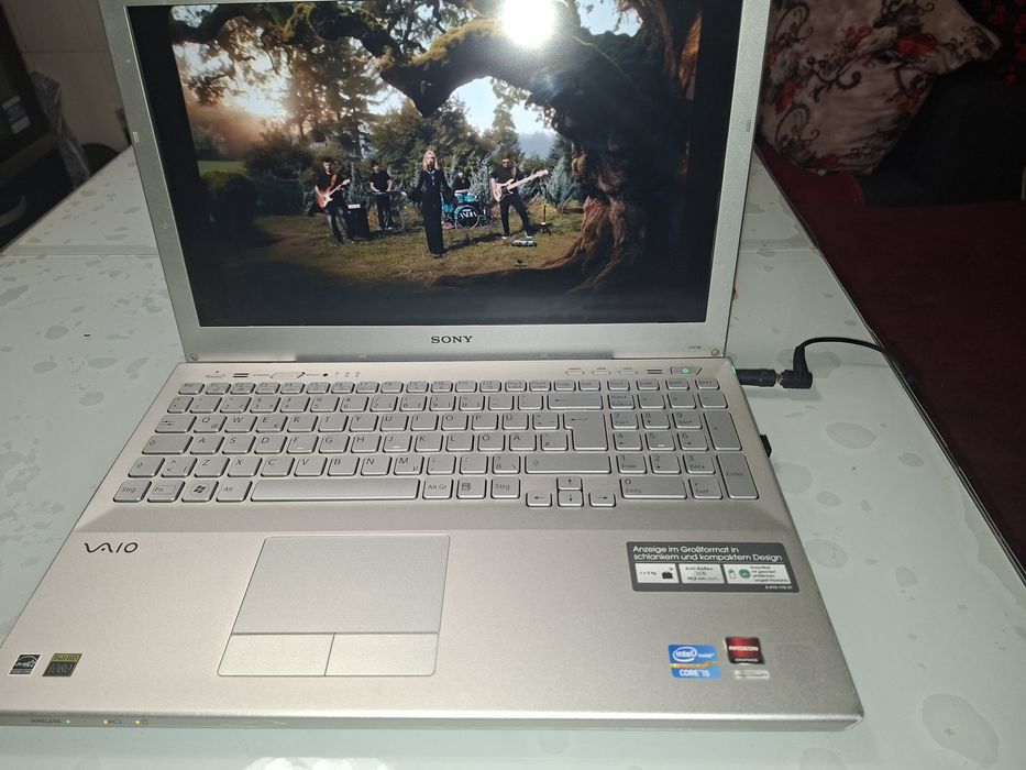 Sony Vaio, Intel i5, 8 gb ram, 500 gb, video dedicat, Bluetooth Full HD
