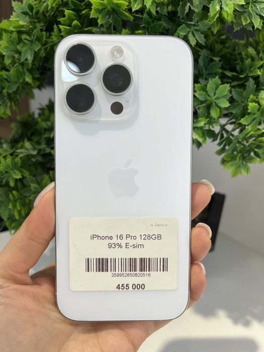 IPhone 16 про в идеальном состоянии