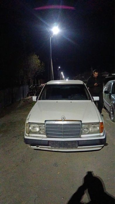 Продам мерседес е280
