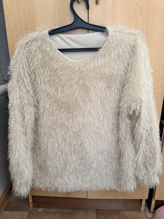 Продам женскую одежду