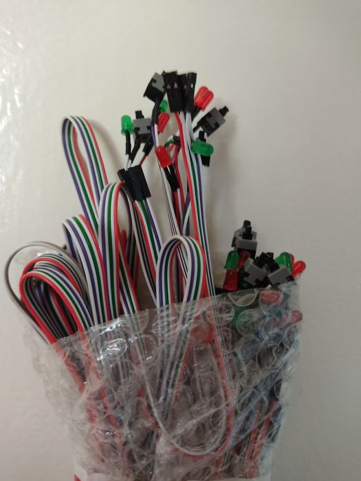 Кнопка для включения