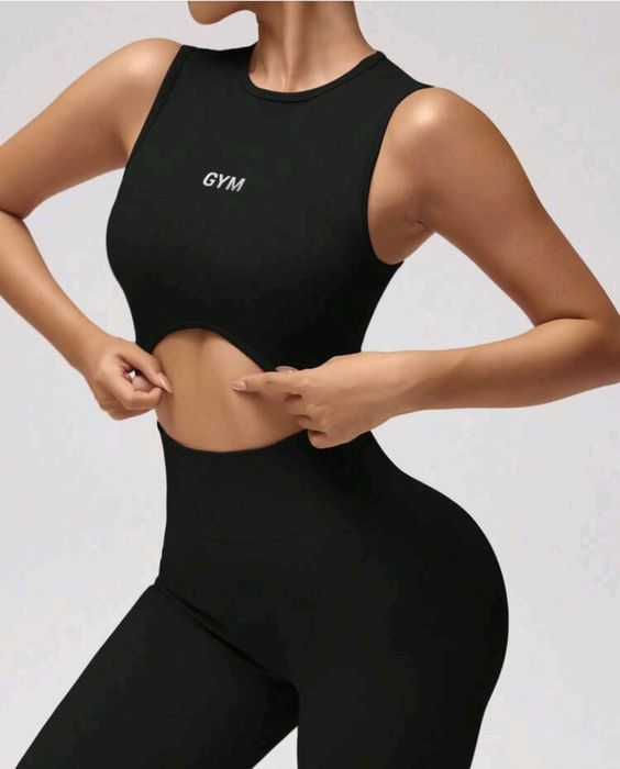 Спортен сет в черно