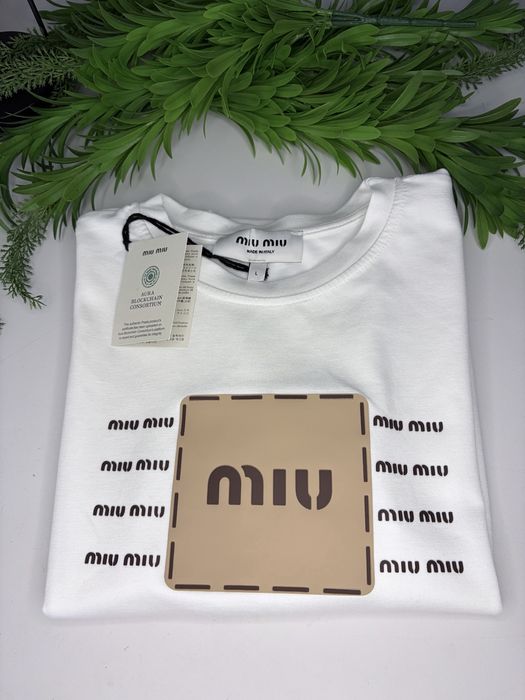 Дамска тенискаа