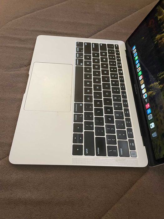 13" Core i5 MacBook Air А1932 (2019) Silver