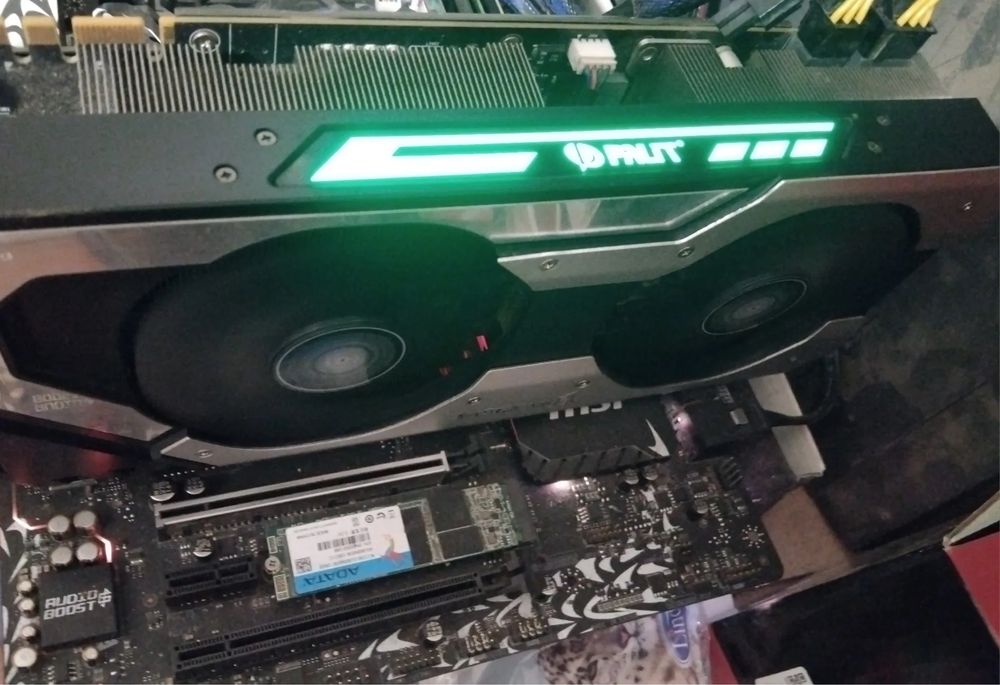 GTX 1070TI 8GB .