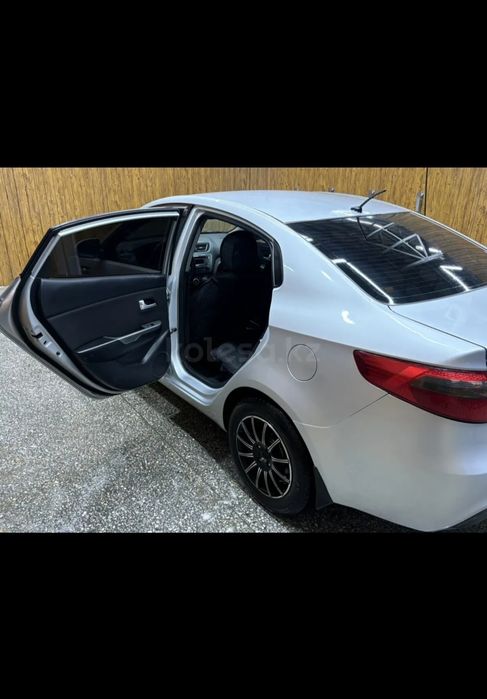 Продам машину Киа рио