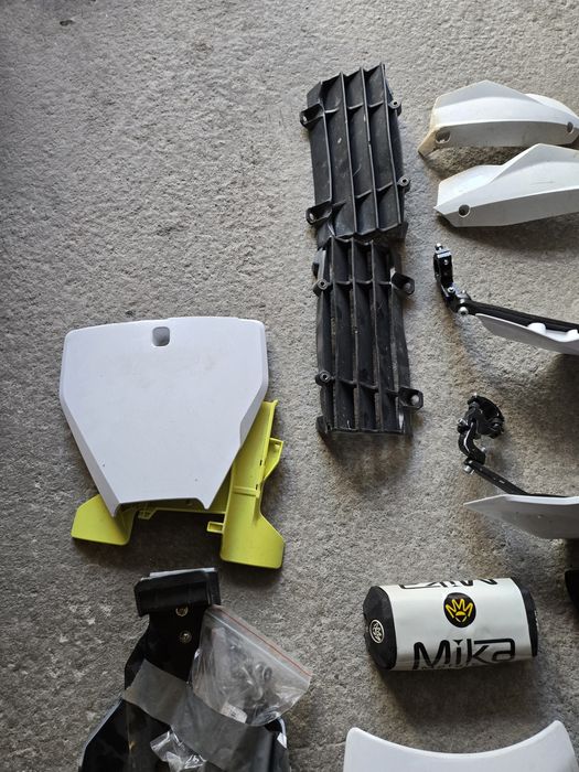 piese KTM Hueqvarna handguard scut motor masca far