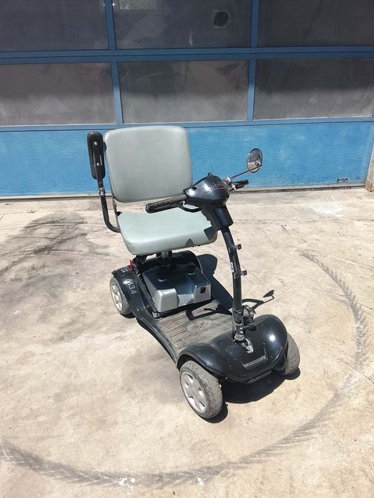 Carucior scuter electric