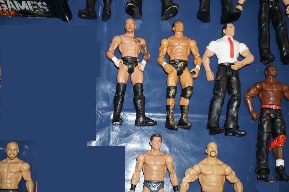 Голям Лот От 22 Кеч Фигури The Rock/Stone Cold/Cryme Tyme/Enzo Amore