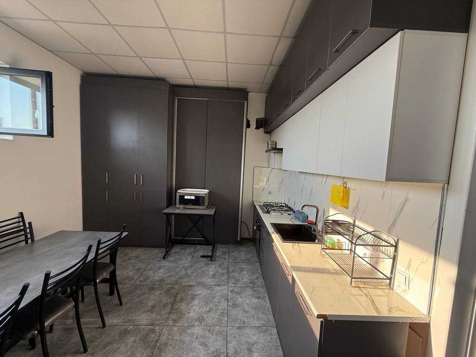 Аренда - не жилое Коммерческое недвижимость