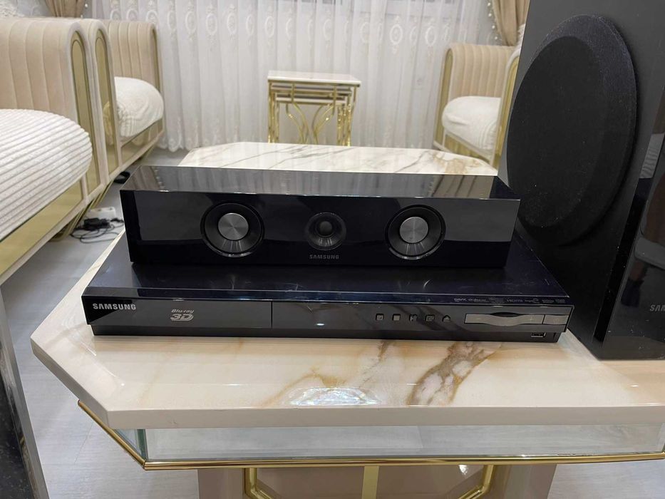 Саунтбар система