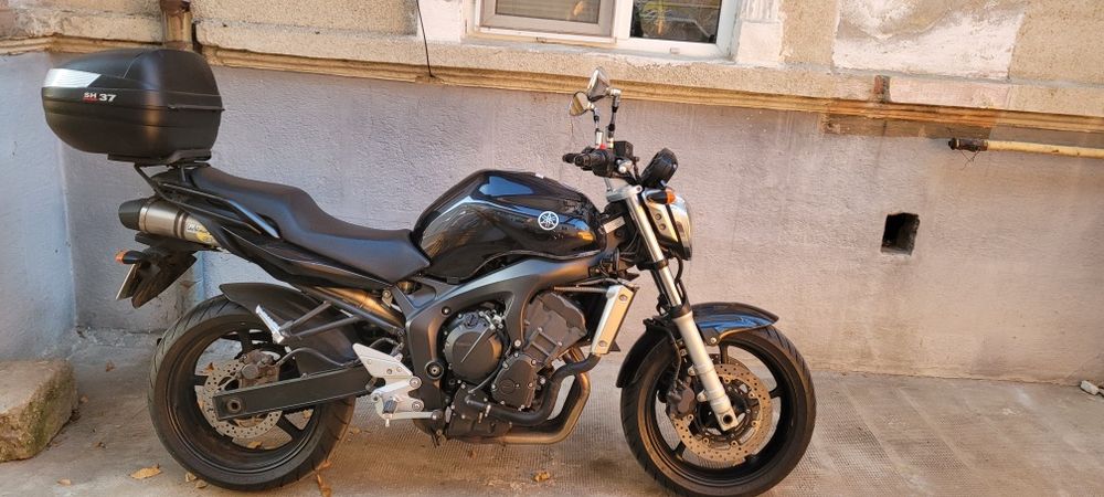 Motocicleta Yamaha FZ6N