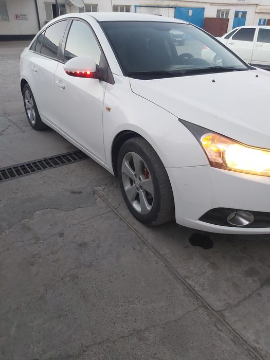 Шевролет круз 1.6 обьем