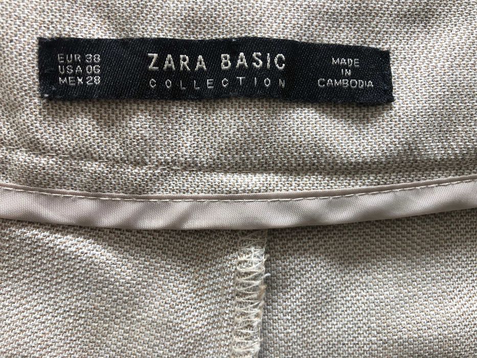 бежов панталон ZARA