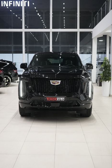 Cadillac Escalade platinum sport long