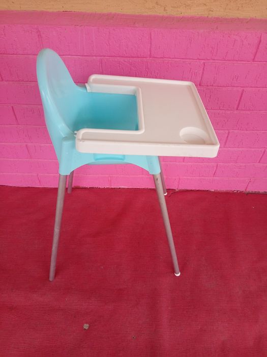 Продам / стол - стульчик для кормления ребенка /