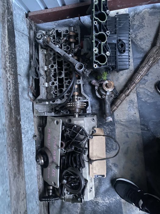 Продам ДВС м111 обьем 2,2 в разборе