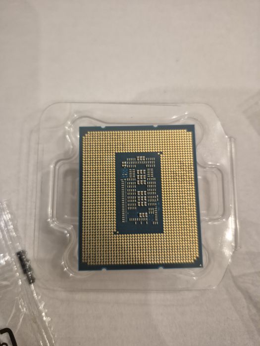 Продаю Intel Core i7-14700K — абсолютно новый процессор.