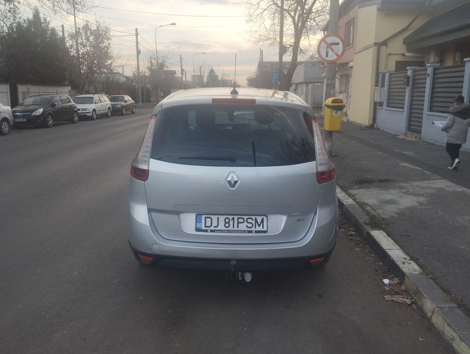 RENAULT Scenic 2011 — imagine 2