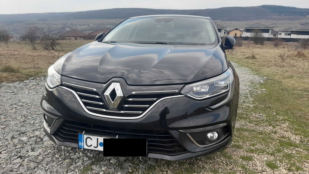 RENAULT Megane 2020 — imagine 2