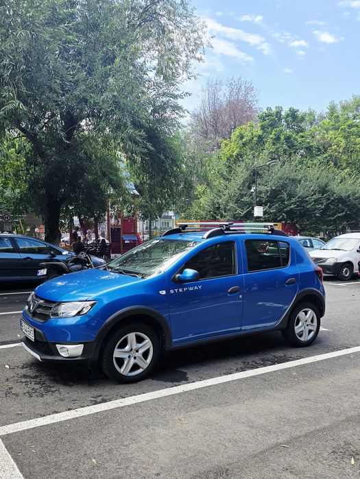 Vând Dacia Sandero Stepway, Automată 2016