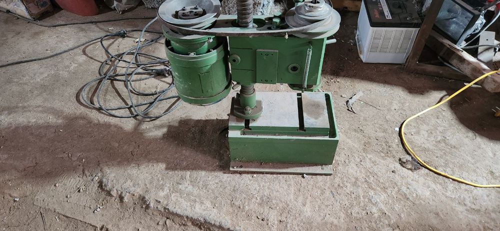 Продается сверлильный станок