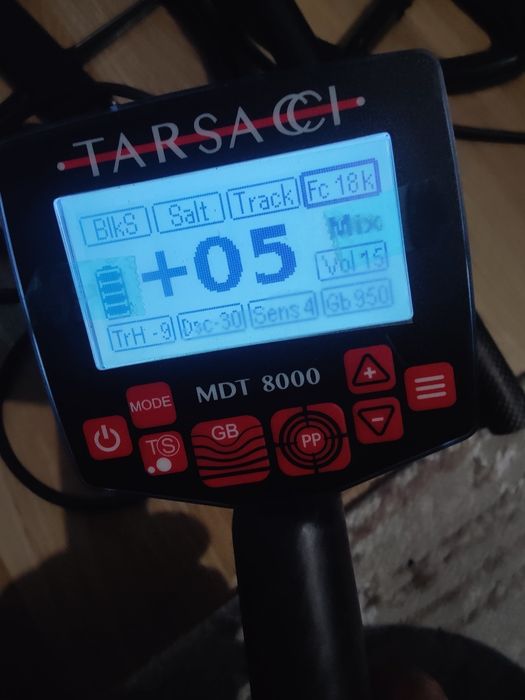 Tarsacci MDT 8000 металдетектор металотърсач