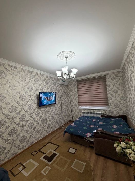 Sergeli choshtepa metroni birinchi bekati  1xona SROCHNI sotiladi