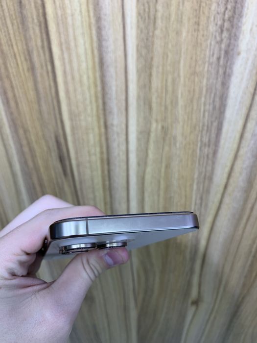 Iphone 16 pro desert 256 gb 100% 176sikl