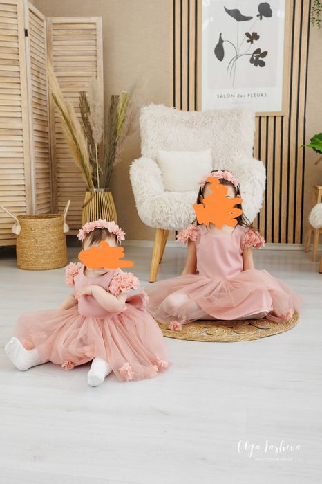 Еднакви рокли за кака и бебе