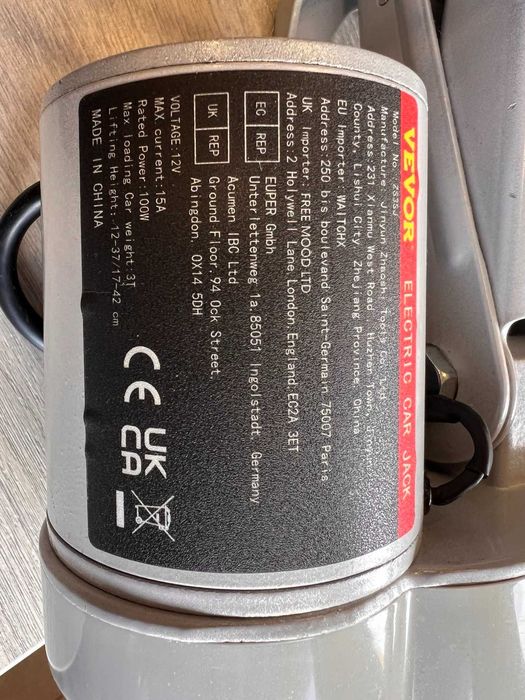 Електрически крик 3 тона 12V VEVOR в куфар + удължител