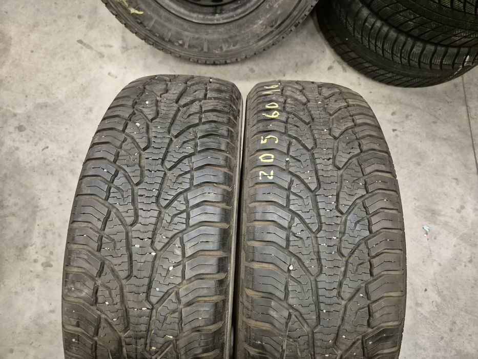 2 anvelope All Season Uniroyal 205 60 16