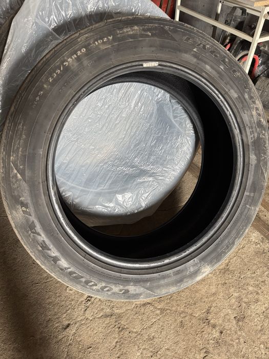 Шины 235/55/20 goodyear летние