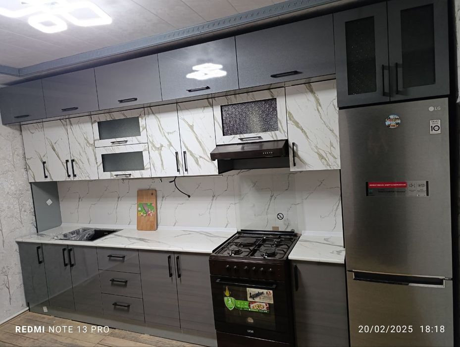 Zakaz mebel siz xoxlagan turdagi va rangdagi oshxona m