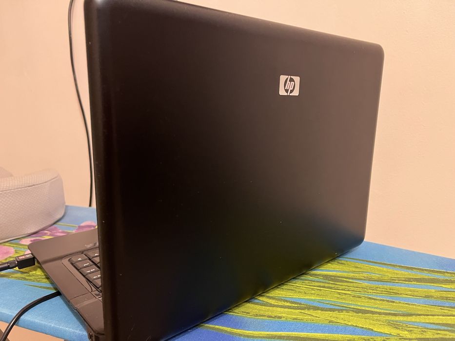 Ноутбук Hp , Срочно !