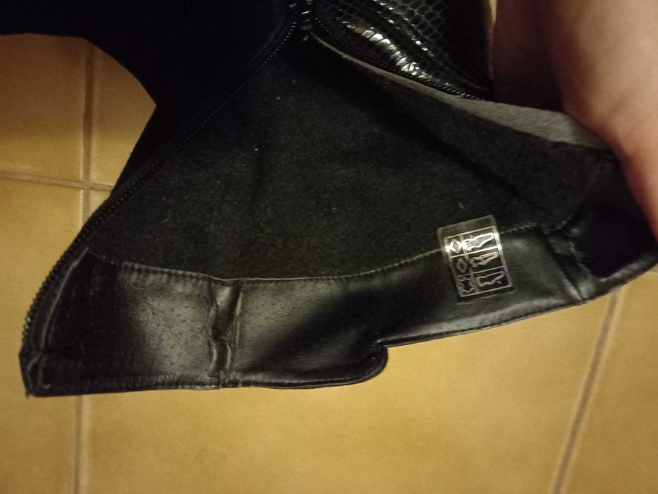 Botine piele intoarsa, marime 37