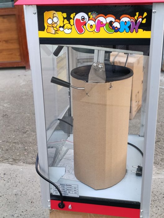 Popkorn aparat .