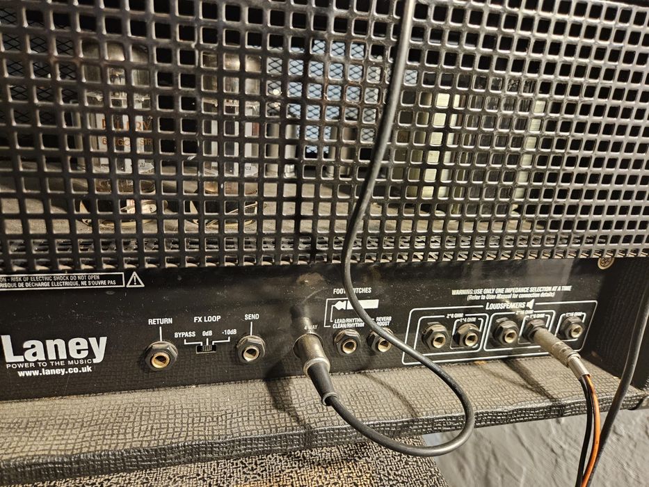 Amplificator Laney cu pedala