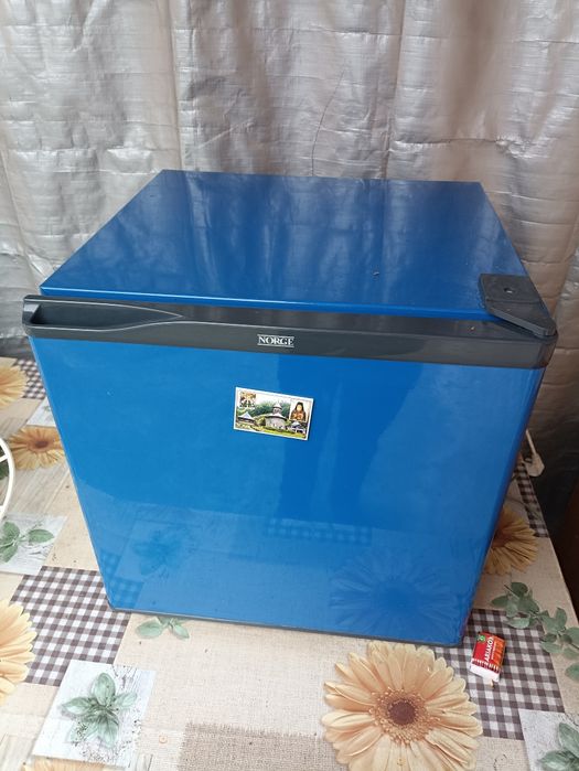 Mini frigider  preț 300 lei