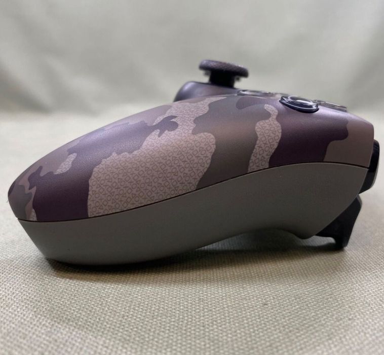 DUALSENSE CAMO - джойстик за PlayStation 5