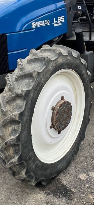 Vând-schimb roti tractor