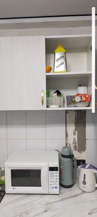 Мебель кухни светлая