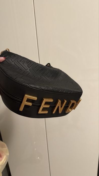 Дамска чанта FENDI
