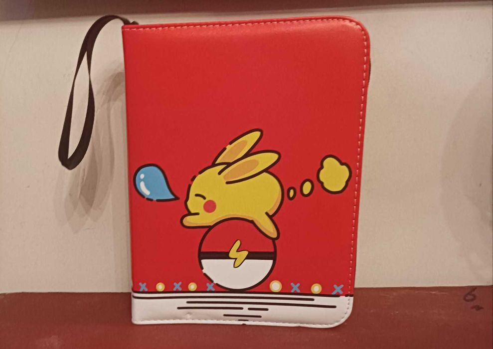 10 кейса за Покемон карти Pokemon