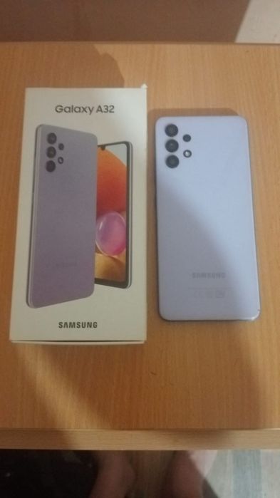 Самсунг А 32  самсунг