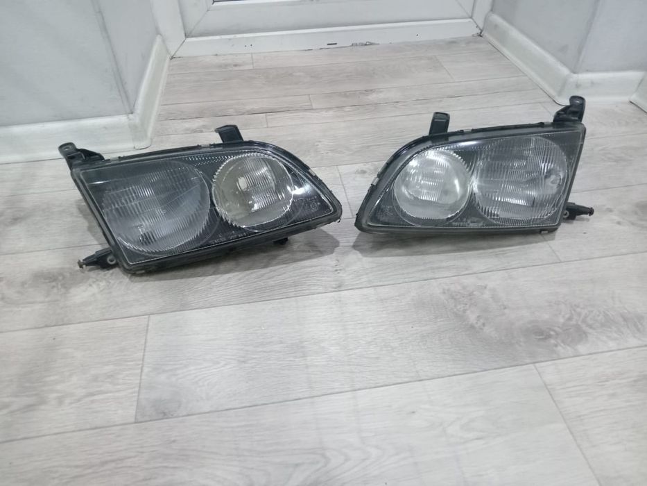 Продам фары на машину