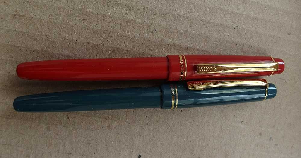 Перьевая ручка. Корпус красный. Новая.