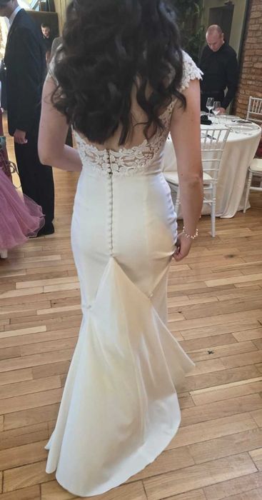 Rochie de mireasa stil sirenă