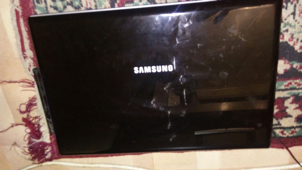 Ноутбук Самсунг